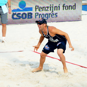 Beach Volleyball Passing Drills: Shuffling