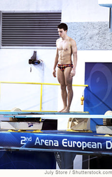 How to Perfect the Hurdle in Diving