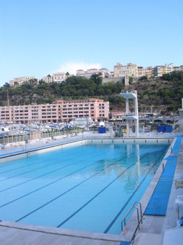 How to Become a Diving Coach