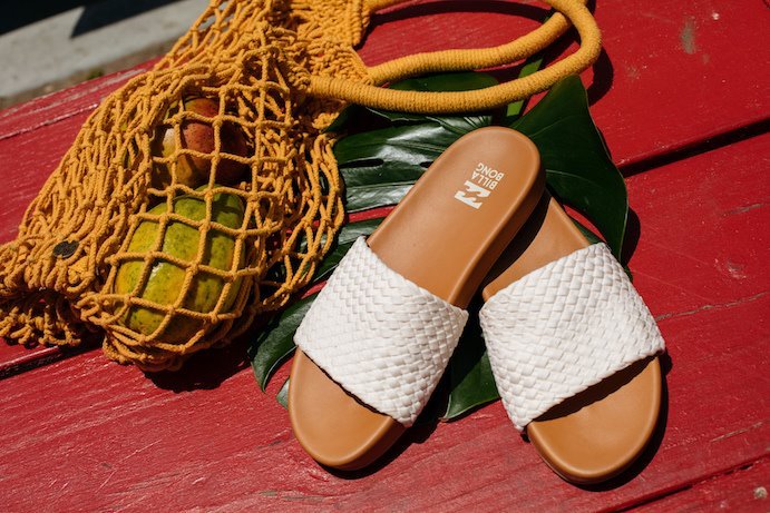 FIVE SANDAL STYLES PERFECT FOR FALL