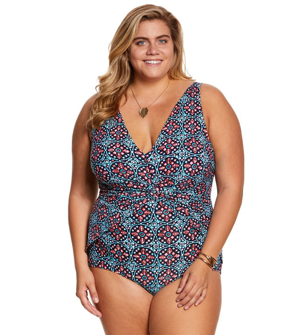 Best Swimsuits for Apple Shaped Body