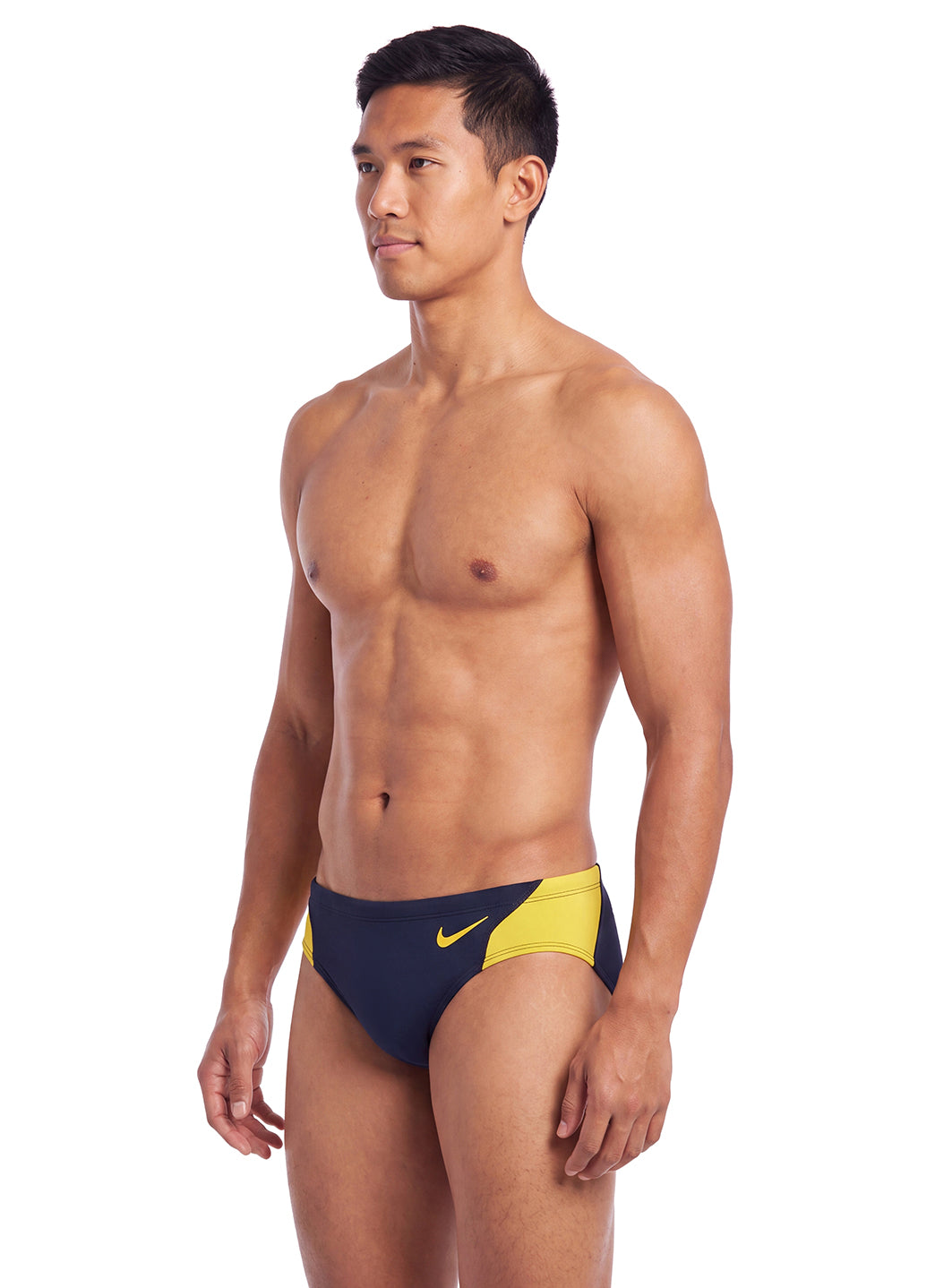 NIKE SWIM ハイドロストロング メンズ　ブリーフ　Mサイズ Nike Men's HydraStrong Colorblock Brief Swimsuit at SwimOutlet.com