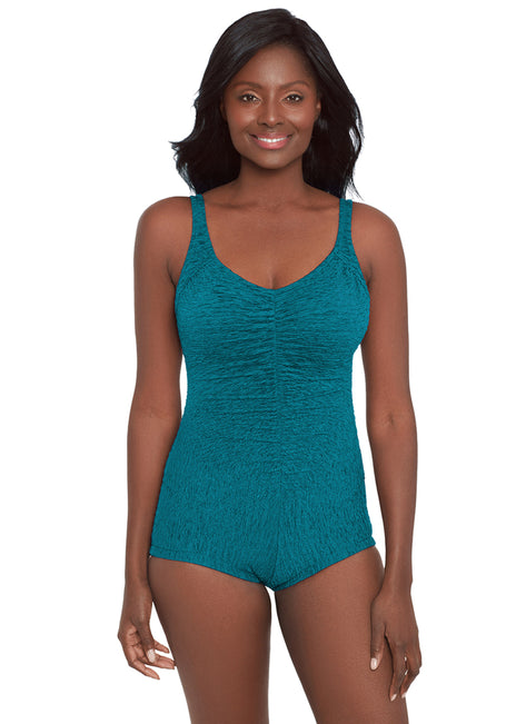 Krinkle by Penbrooke Women's Krinkle Chlorine Resistant Shirred Front Girl Leg One Piece Swimsuit