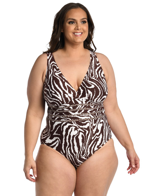 La Blanca Women's Plus Fierce Lines Cross Back One Piece Swimsuit