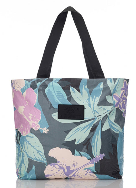 ALOHA Pau Hana Day Tripper Beach Tote