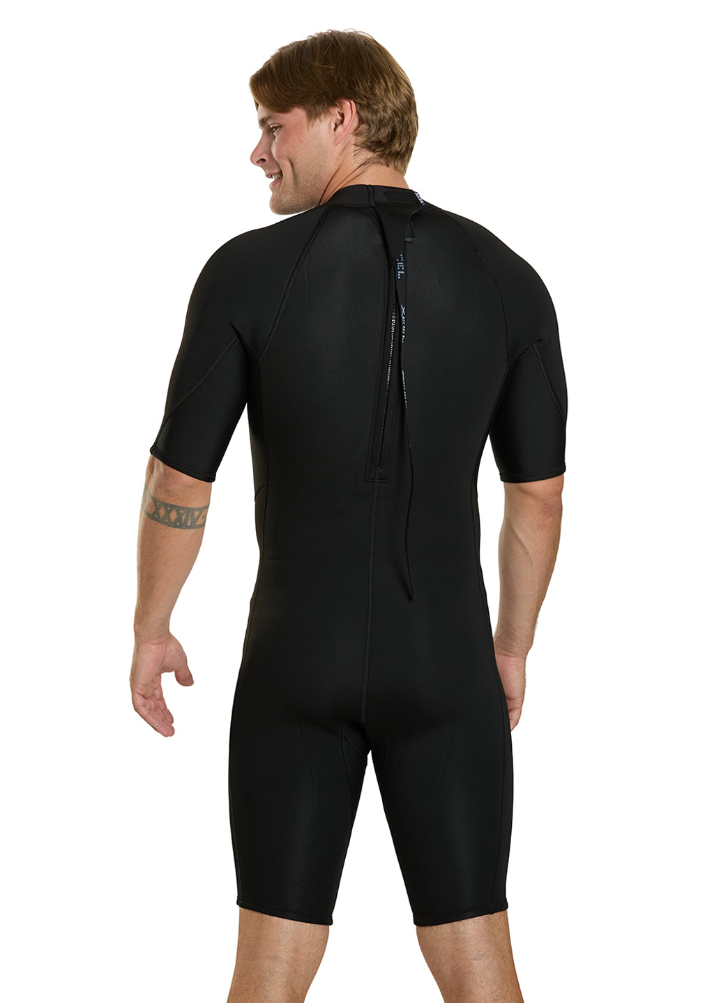 XCEL 半袖　スプリング ウェットスーツ 黒　２ミリ　Lサイズ Xcel Men's 2mm Axis Short Sleeve Back Zip Spring Suit at