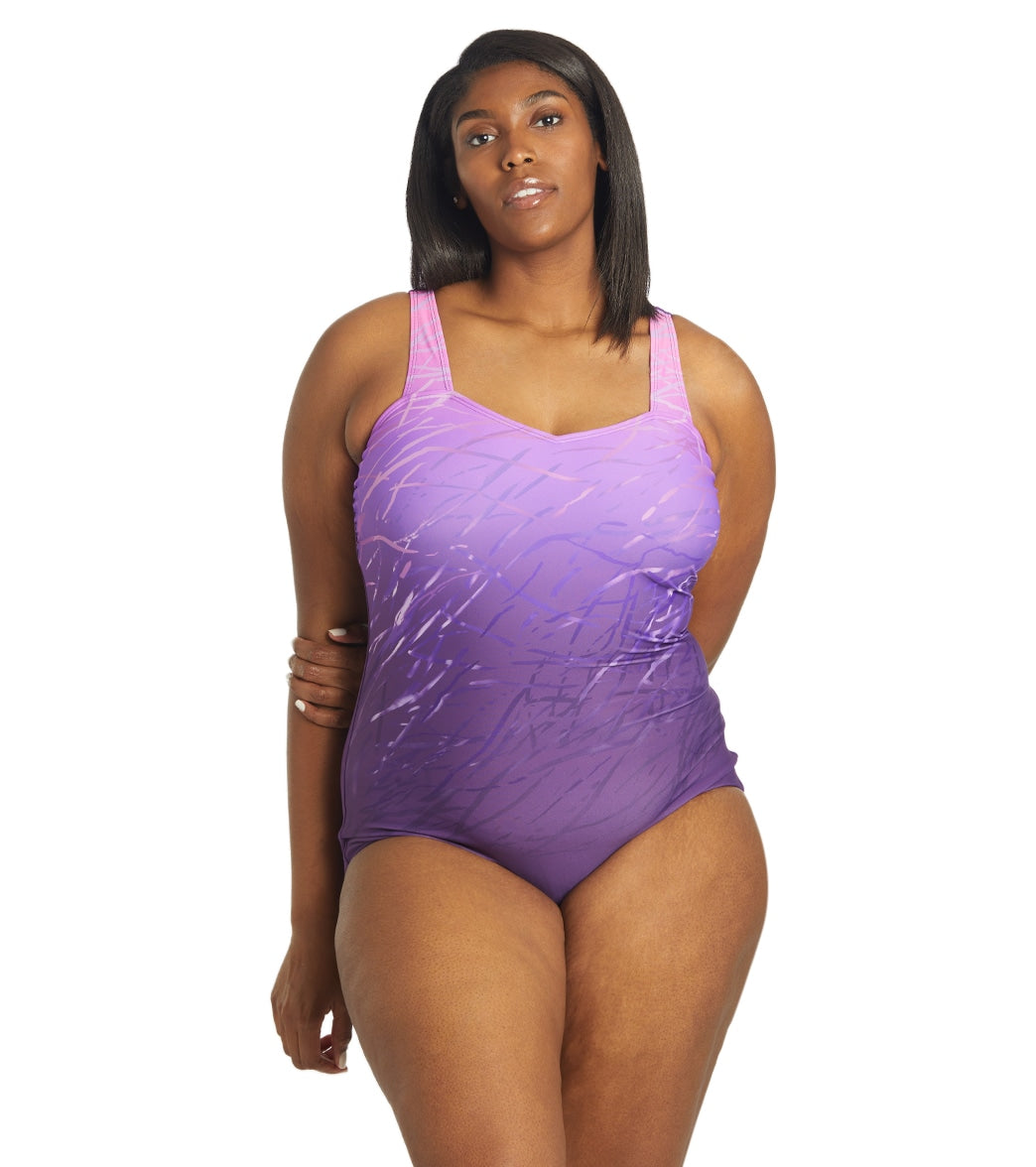 Forhandle besøgende udtryk Sporti Plus Size Moderate Printed Ombre Sweetheart One Piece Swimsuit at  SwimOutlet.com